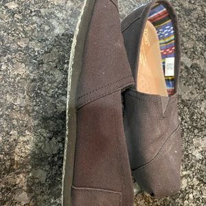 TOMS women’s size 8 black